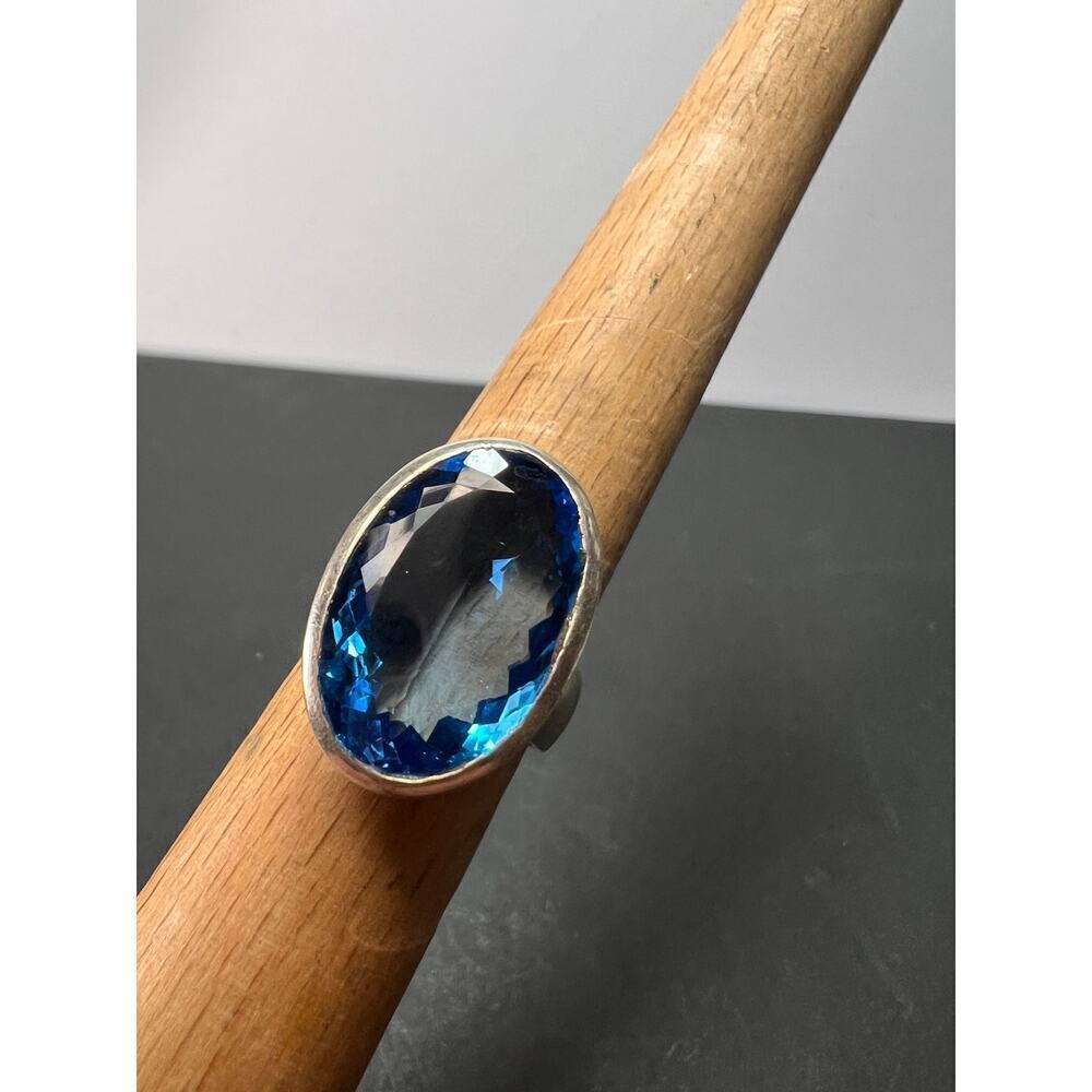 NEW Swiss blue topaz sterling silver ring size 8 / 11.70 grams